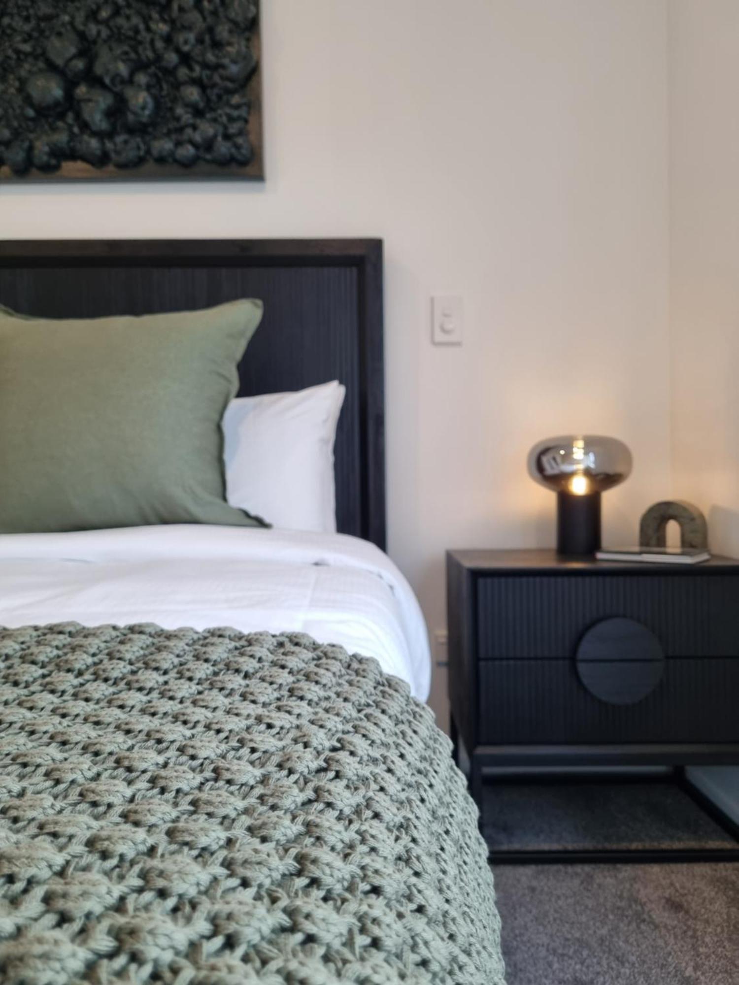 Cloud Nine Elegant Escape Awaits Apartment Christchurch Bagian luar foto